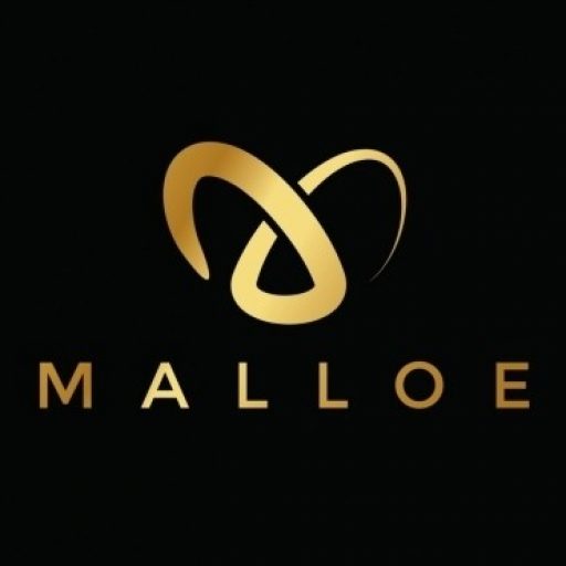 MALLOE Brautmode Berlin Logo, goldene Schrift auf schwarzem Hintergrund