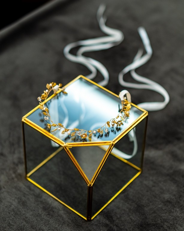 GOLDEN CROWN HAARBAND – MALLOE Brautmode Berlin