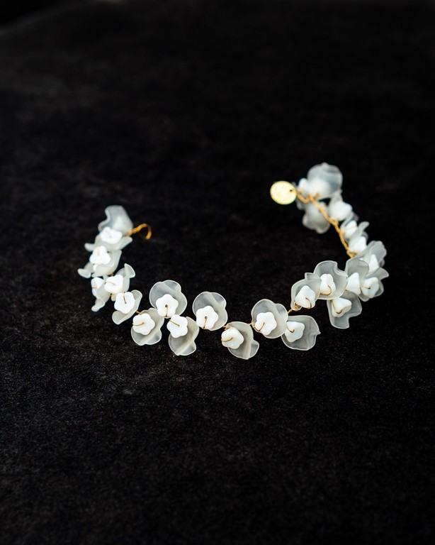 SHELLY FLOWER HAARBAND – MALLOE Brautmode Berlin